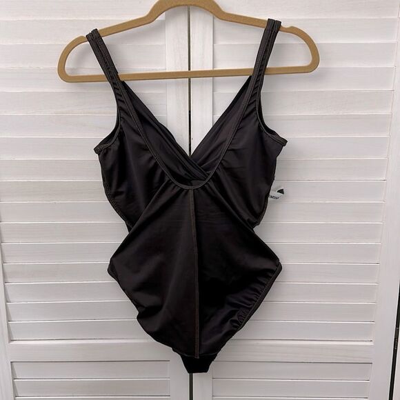 Trimshaper Swimsuit Size 10 One Piece Dark Muted Purple - Picture 12 of 14